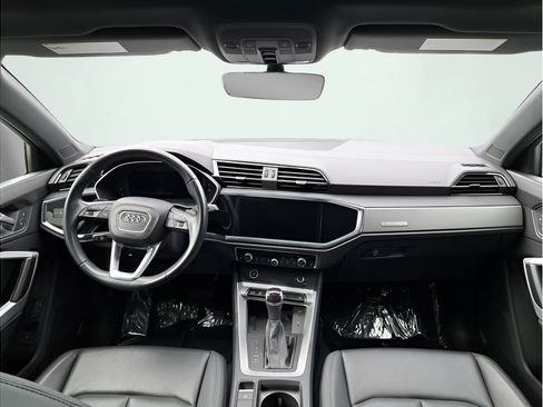 Used 2024 Audi Q3 2.0T Premium AWD/4WD image 17
