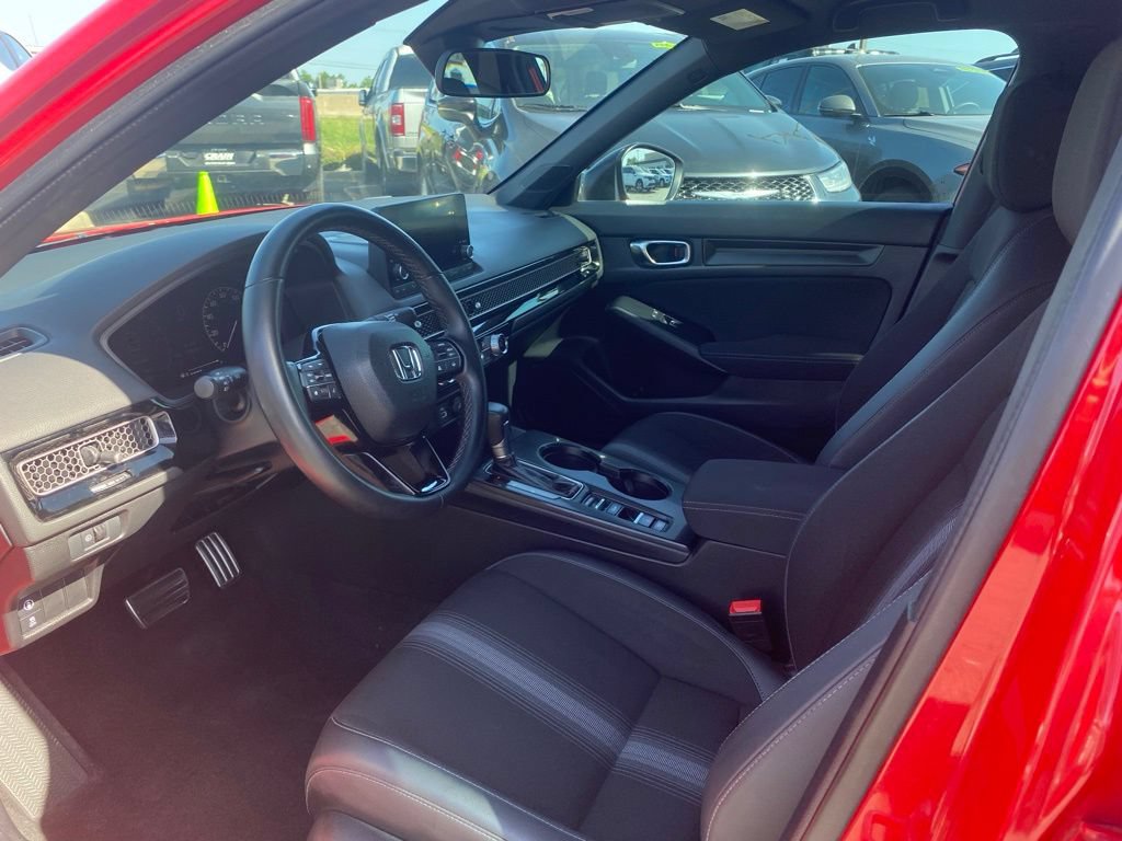 Used 2023 Honda Civic Sport image 9