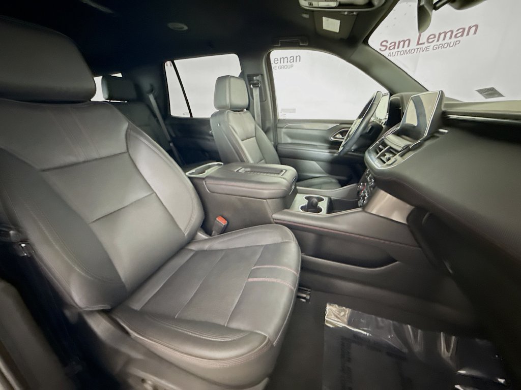 Used 2022 Chevrolet Tahoe RST w/ Luxury Package AWD/4WD image 31