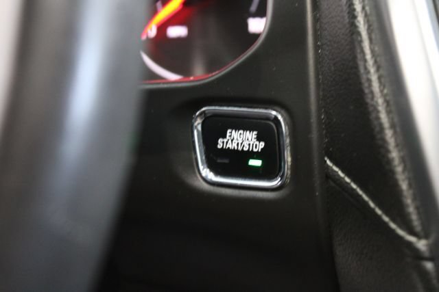 Used 2017 GMC Acadia SLT AWD/4WD image 15