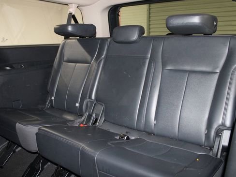 Used 2024 Ford Expedition Max XLT image 21