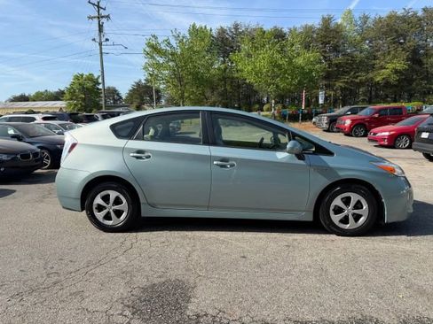 Used 2014 Toyota Prius Two image 6
