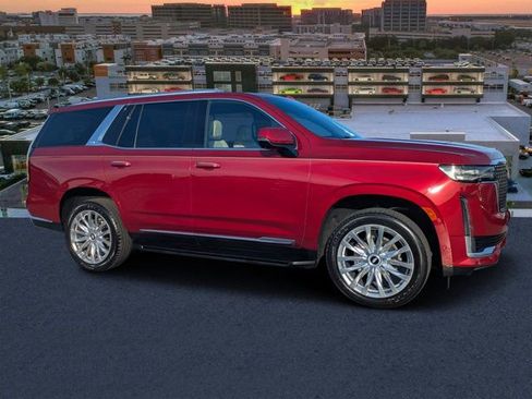 Used 2022 Cadillac Escalade Premium Luxury image 1