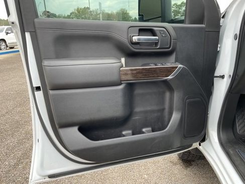 Used 2022 GMC Sierra 2500 SLE w/ SLE Convenience Package image 14