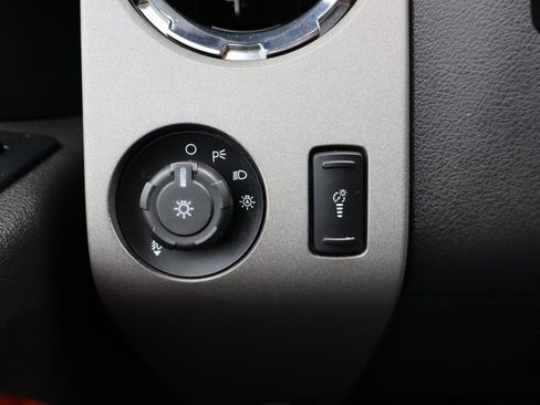 Used 2012 Ford F250 King Ranch w/ King Ranch w/Chrome Pkg image 13