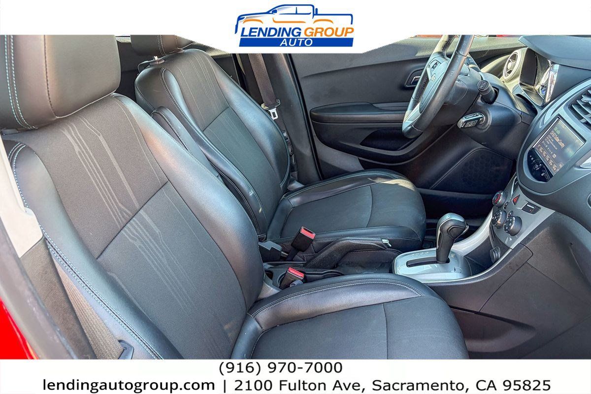Used 2016 Chevrolet Trax LT w/ LT Convenience Package FWD image 15