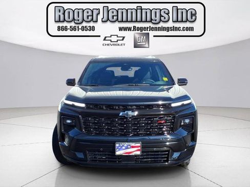 Used 2024 Chevrolet Traverse RS w/ LPO, Floor Liner Package image 7