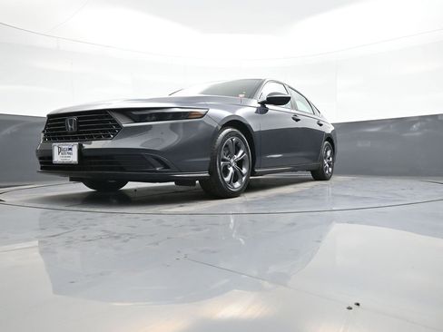 Certified 2023 Honda Accord EX image 24