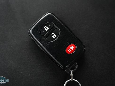 Used 2012 Toyota Prius Two image 25