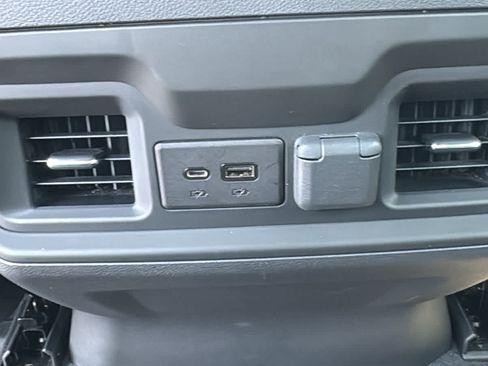 Used 2021 Chevrolet Silverado 1500 LT Trail Boss w/ Convenience Package II AWD/4WD image 26