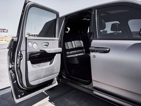 Used 2020 Rolls-Royce Cullinan AWD/4WD image 28