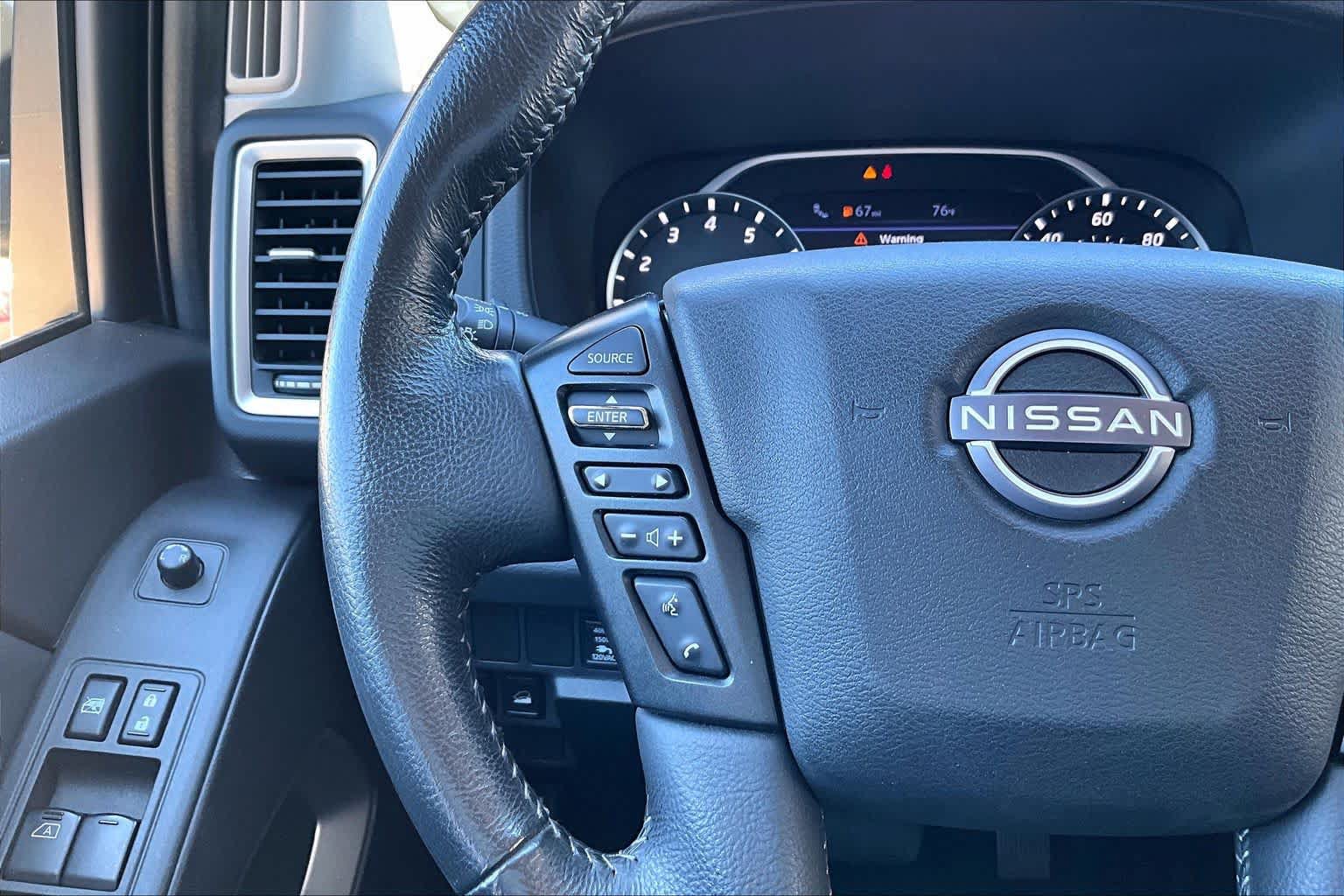 Used 2022 Nissan Frontier SV AWD/4WD image 20