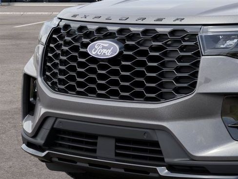 New 2027 Ford Explorer ST-Line AWD/4WD image 17