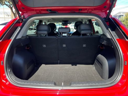 Used 2023 Kia Niro SX image 42