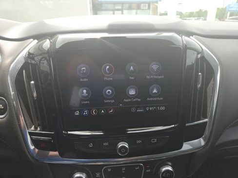 Used 2020 Chevrolet Traverse LT w/ LT Premium Package AWD/4WD image 21