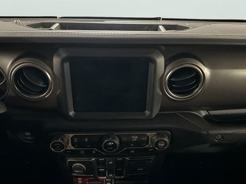 Used 2020 Jeep Gladiator Rubicon AWD/4WD image 18