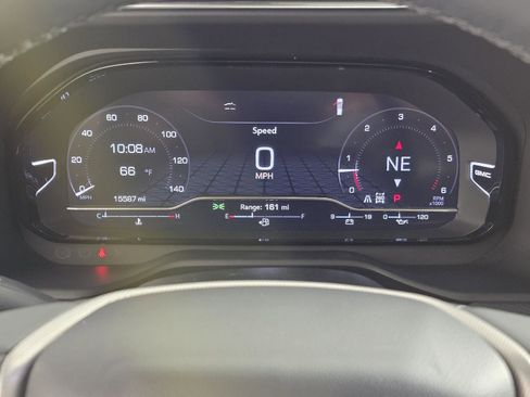 Used 2024 GMC Yukon Denali w/ Max Trailering Package image 33