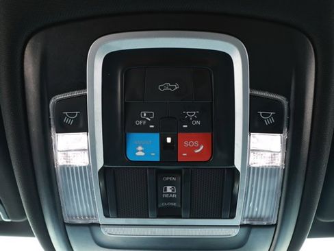 Used 2025 RAM 1500 Big Horn AWD/4WD image 20