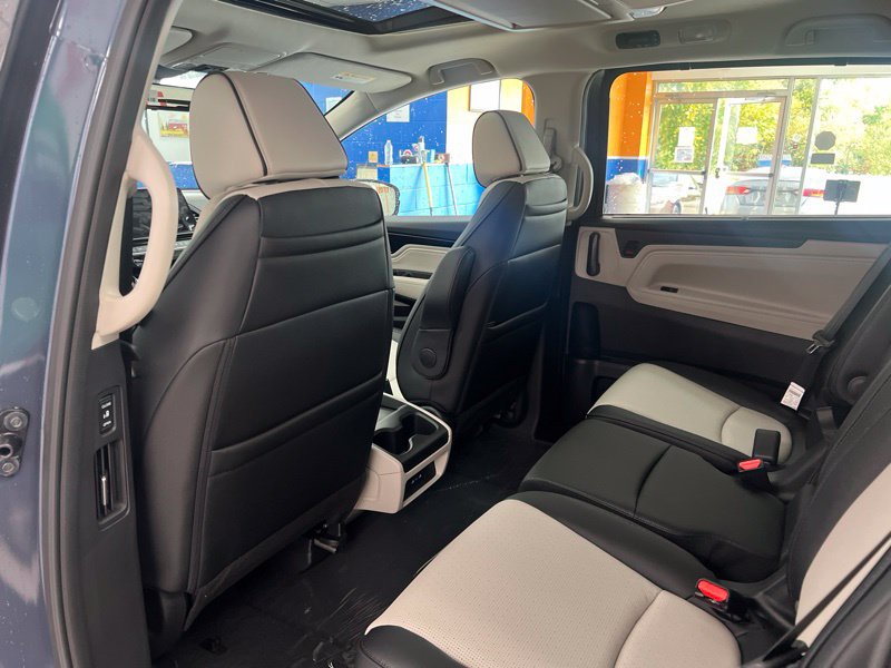 New 2027 Honda Odyssey Elite image 16