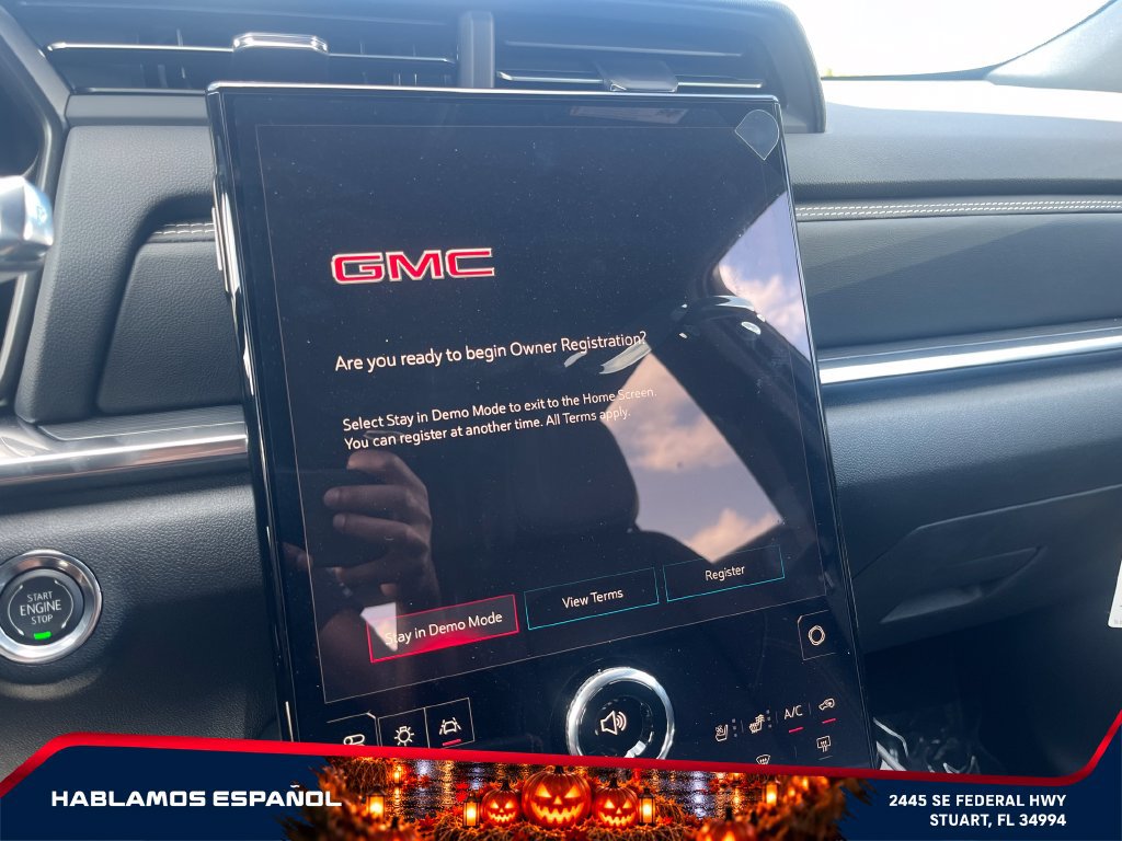 New 2027 GMC Terrain Elevation w/ Elevation Premium Package FWD image 30