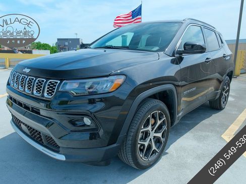 Used 2024 Jeep Compass Limited AWD/4WD image 8