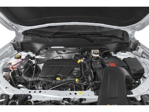 Used 2025 Chevrolet Trax LS FWD image 8