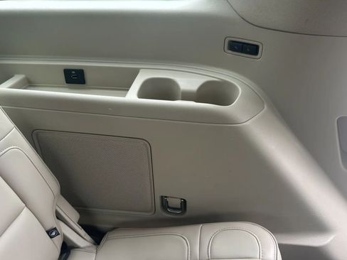 Used 2019 Lincoln Navigator Reserve AWD/4WD image 37