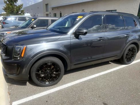 Used 2021 Kia Telluride SX w/ SX Prestige Package AWD/4WD image 1