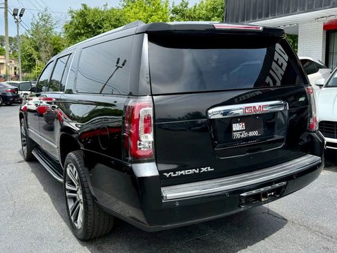 Used 2017 GMC Yukon XL Denali w/ Open Road Package AWD/4WD image 11