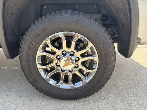 New 2026 Chevrolet Silverado 2500 LTZ w/ LTZ Premium Package AWD/4WD image 14