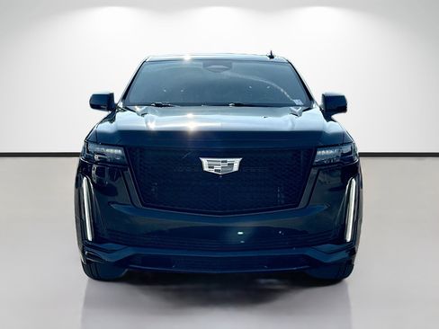 Used 2021 Cadillac Escalade Sport w/ Driver Assist Tech Package AWD/4WD image 8