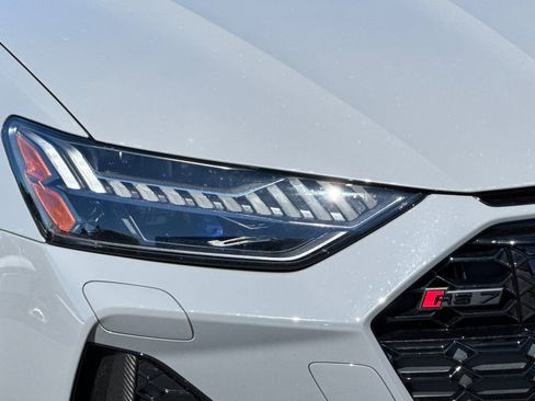 Used 2023 Audi RS 7 Sportback image 43