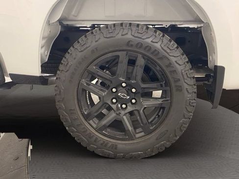 New 2026 Chevrolet Silverado 1500 Custom w/ Turbomax Blackout Package AWD/4WD image 10