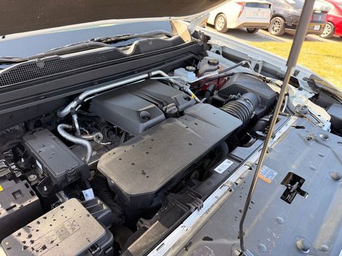 Used 2025 Chevrolet Colorado Trail Boss image 30