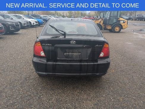 Used 2003 Hyundai Accent GL FWD image 6