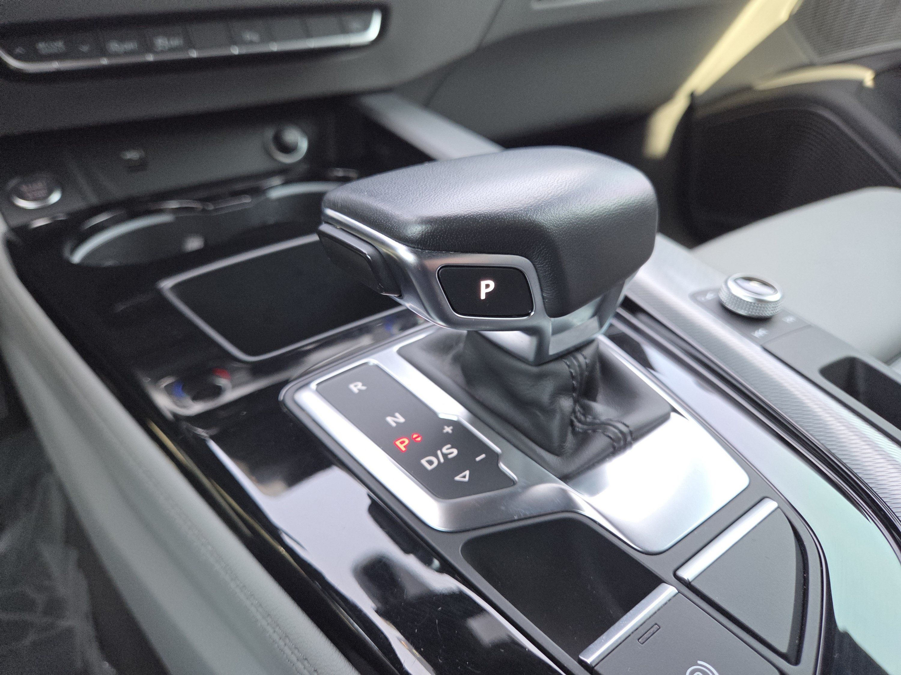 Used 2023 Audi A5 2.0T Premium Plus w/ Premium Plus AWD/4WD image 39