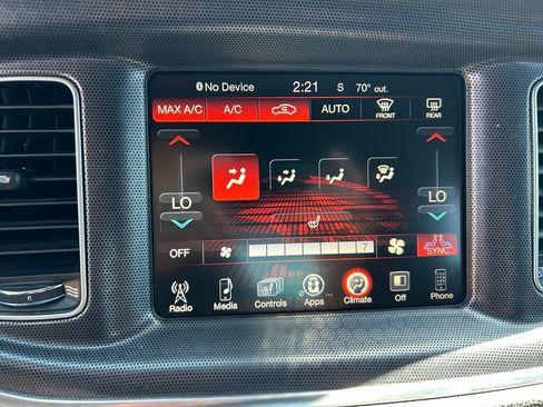 Used 2016 Dodge Charger R/T RWD image 21