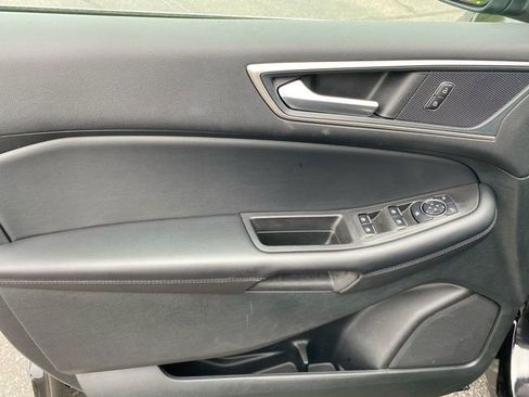 Used 2024 Ford Edge SEL image 22