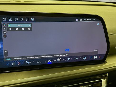 Used 2025 Chevrolet Traverse LT image 22