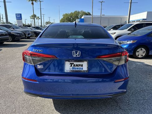 Certified 2023 Honda Civic EX image 7