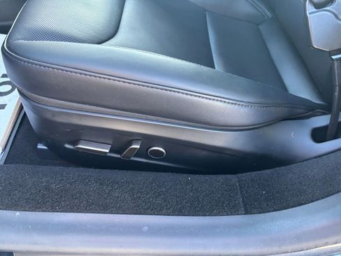 Used 2024 Tesla Model 3 Standard Range image 19