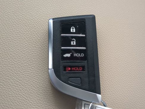 Used 2024 Acura MDX FWD image 30