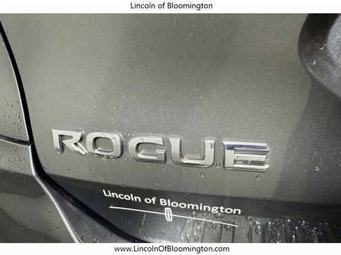 Used 2018 Nissan Rogue SL w/ Premium Package AWD/4WD image 25