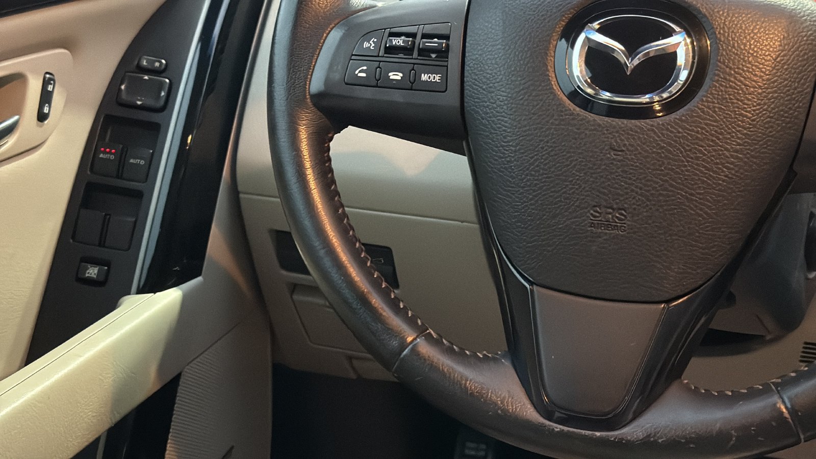 Used 2011 MAZDA CX-9 Touring w/ Moonroof & Bose Audio Pkg FWD image 16
