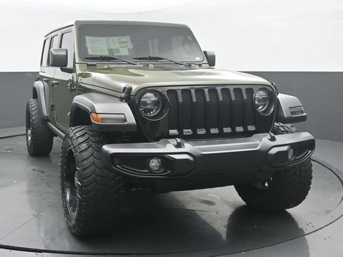 Used 2021 Jeep Wrangler Unlimited Sport AWD/4WD image 8