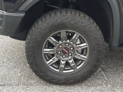 Used 2026 GMC Sierra 1500 AT4X AWD/4WD image 34