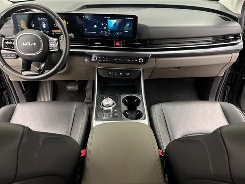 Used 2026 Kia Carnival LXS FWD image 51