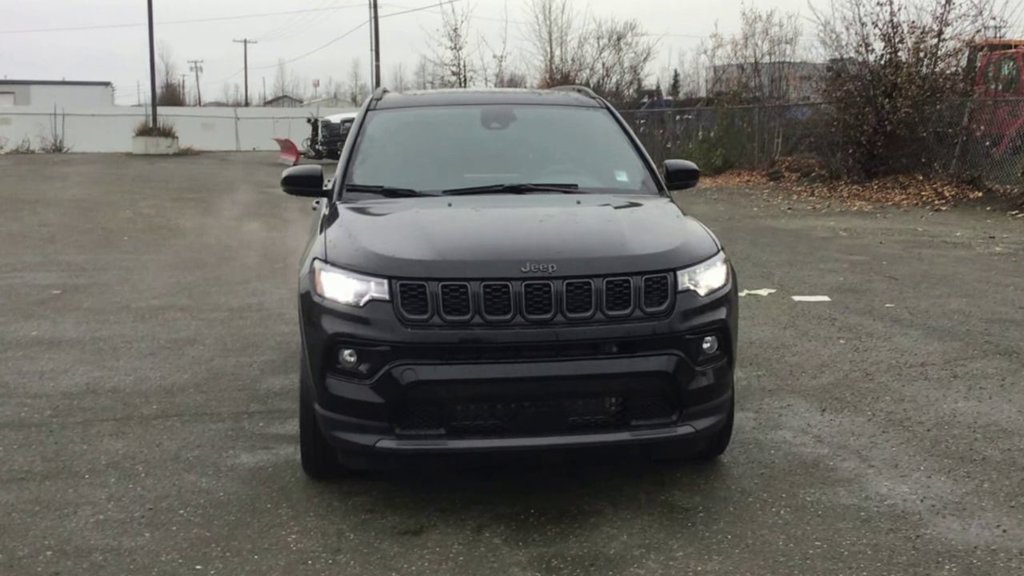New 2026 Jeep Compass Limited w/ Sun, Sound & Navigation Group AWD/4WD image 3