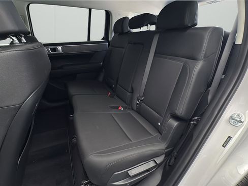 New 2026 Hyundai Santa Fe SE FWD image 11