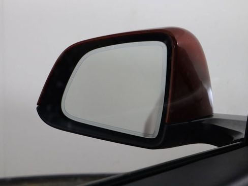 Used 2023 Tesla Model Y Long Range AWD/4WD image 44